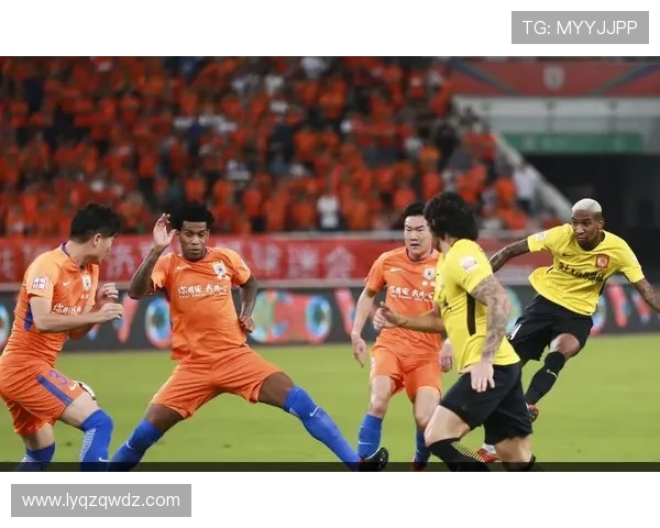 重庆足球队强势领跑精英赛积分榜以99分稳居第一