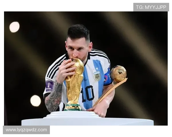 亲吻足球明星的鞋子背后隐藏的故事与荣耀之路 亲吻足球明星的鞋子背后隐藏的故事与荣耀之路