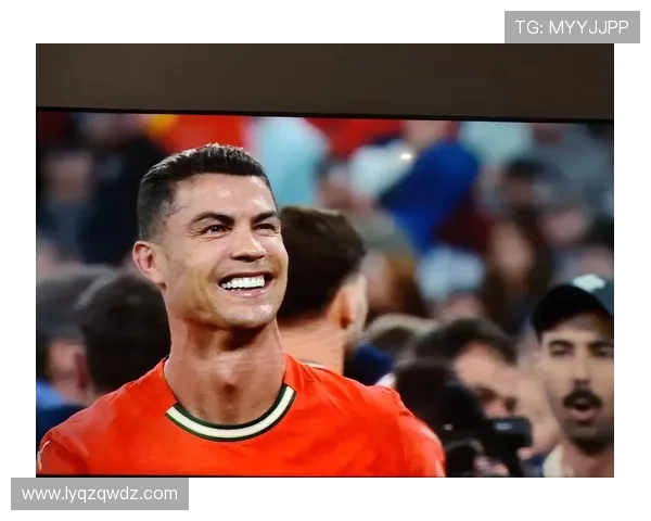 国际足球明星罗的辉煌历程与传奇故事揭秘